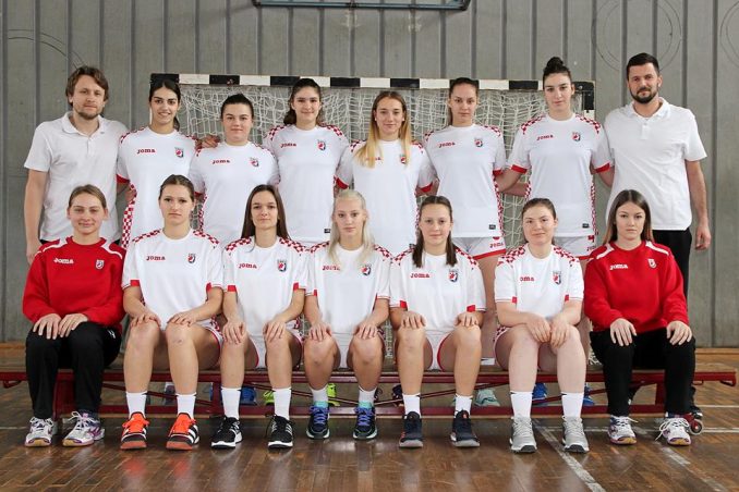 28059000_1529406063775687_3185571185120255795_n-678x452.x50812