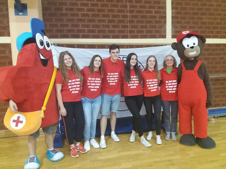 32294267_958035097688568_5002611016836579328_n