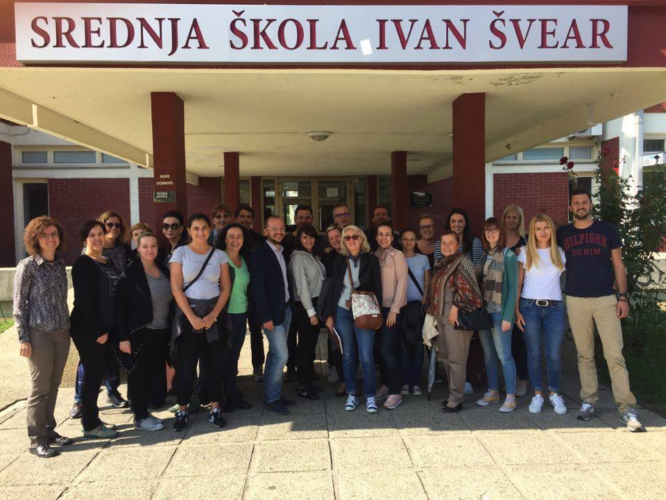 21433144_400759183672512_7624414373636620118_n