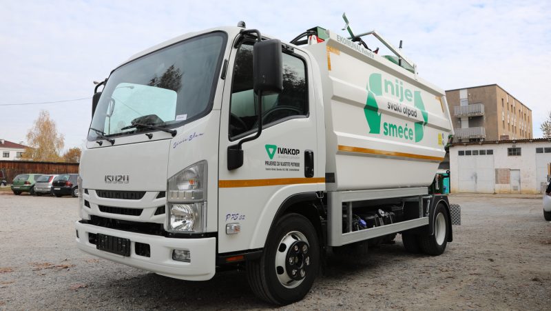 1P1A6034 - Izvršena primopredaja novog specijalnog komunalnog vozila - Javor Bojan Leš