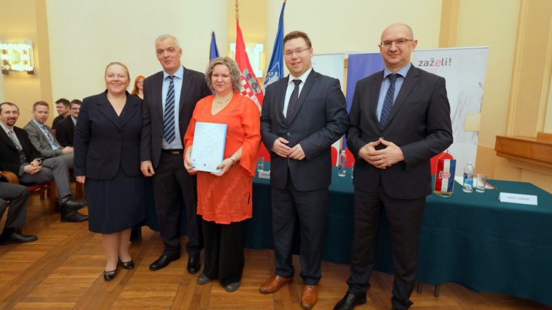 1P1A9215-e1547796568974