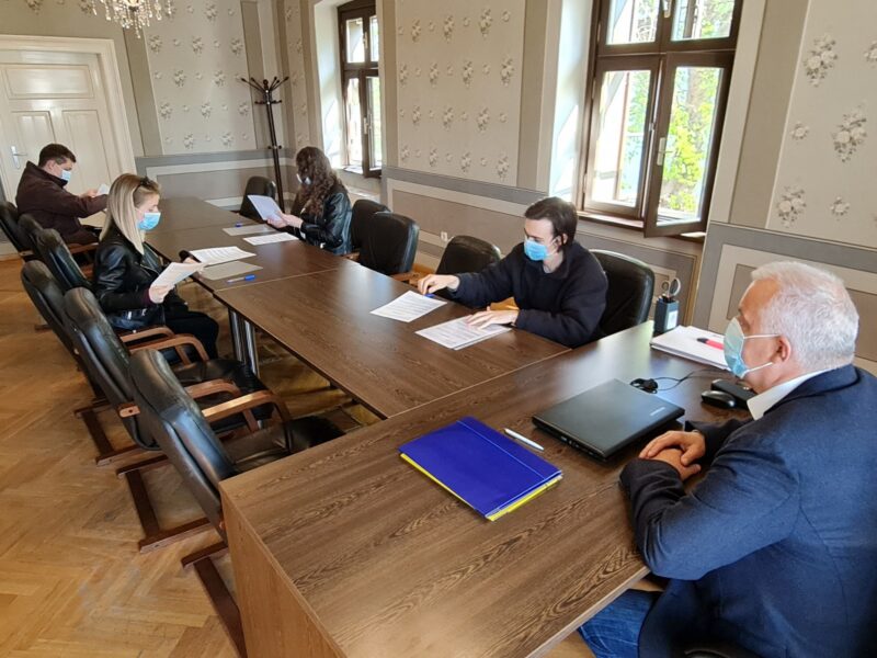 20210415_094108_1600x1200