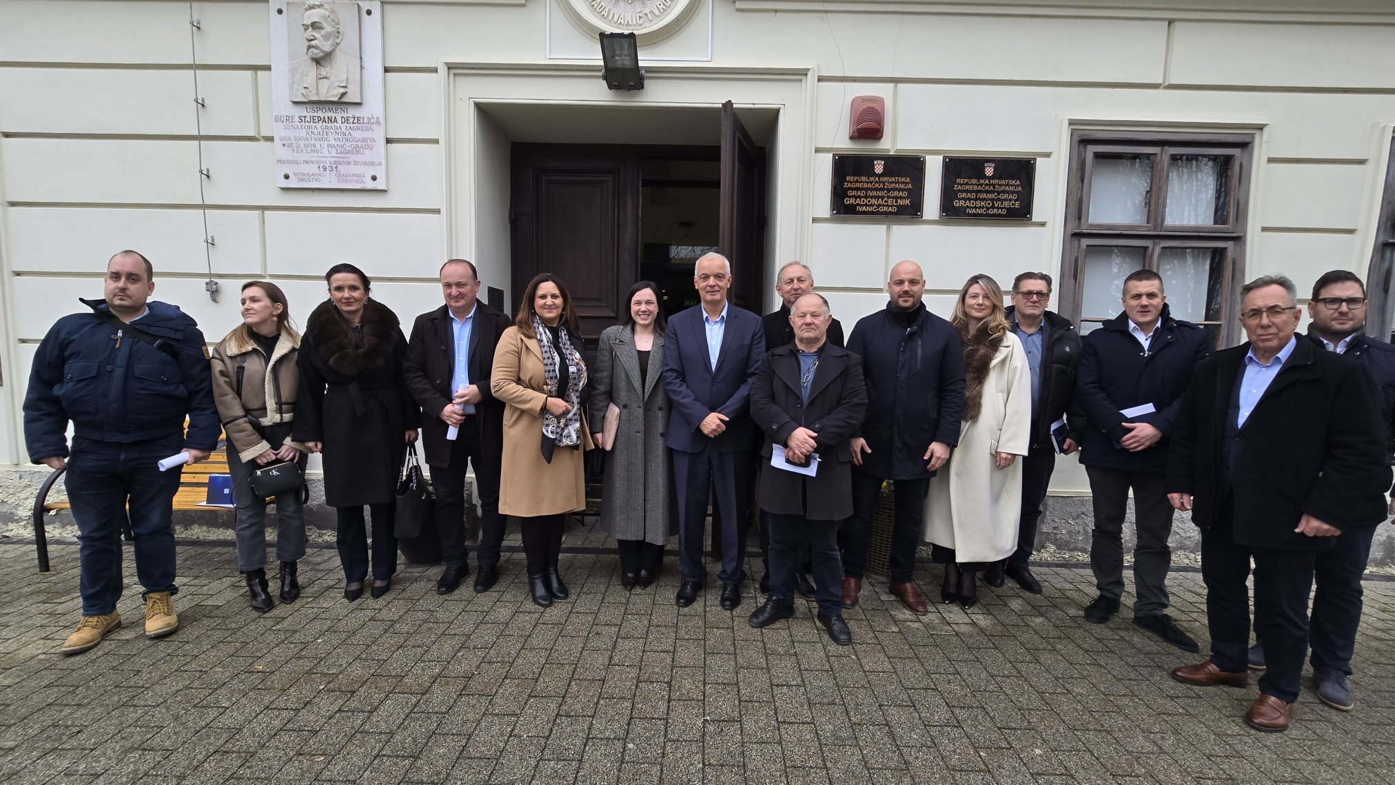 20260115-120025_633079449